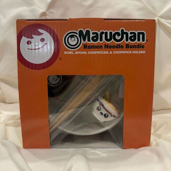 Maruchan Kawaii Face Ramen Lunch 4-Piece Noodle Ramen Bowl Set w/ Chopsticks NWT - Picture 5 of 7